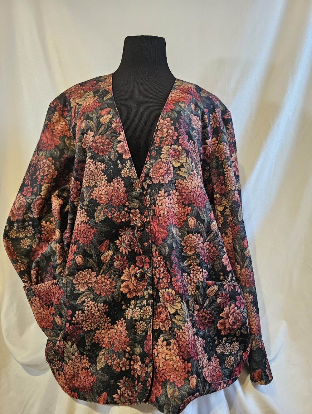 Floral Button-Front Jacket in Black with Pink & Brown Blooms Vintage 18